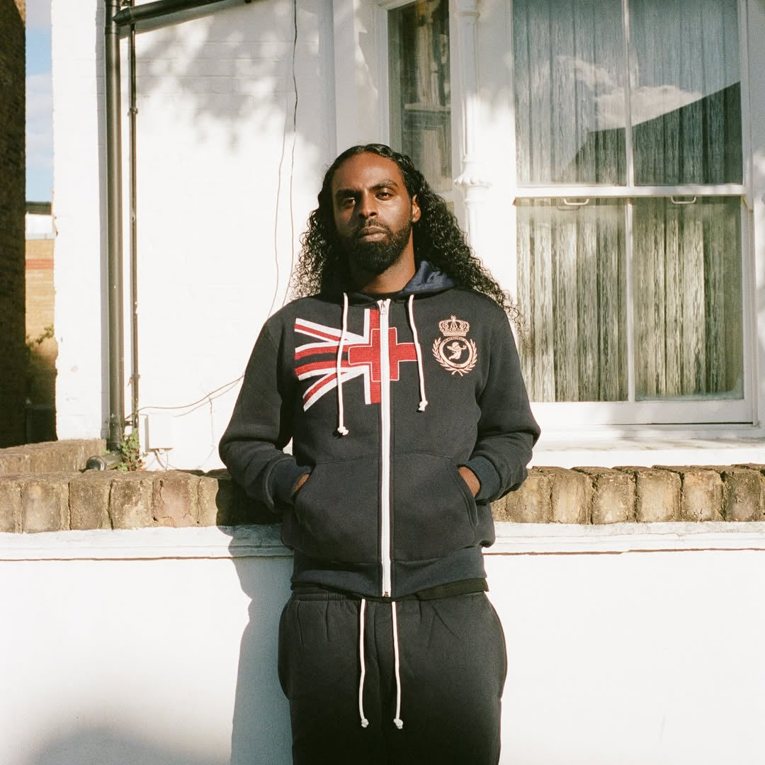 EMBLEM ZIP HOODIE - NAVY