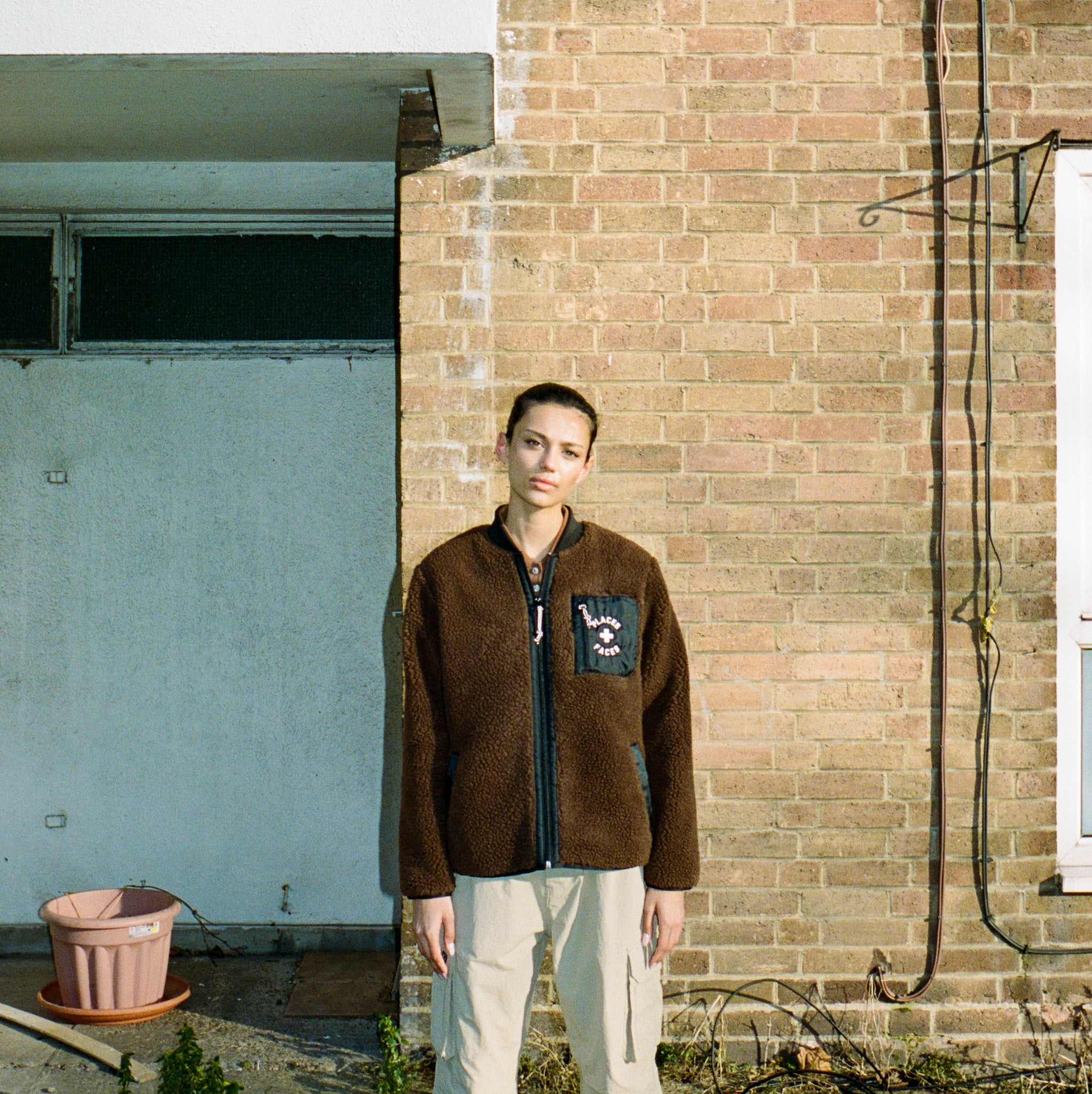 SHERPA FLEECE JACKET - BROWN