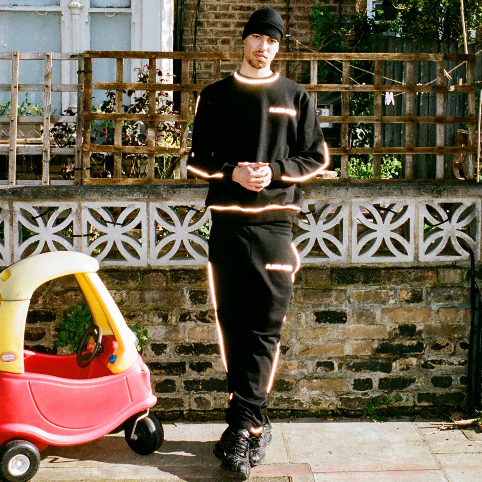 3M PIPING SWEATPANTS - BLACK