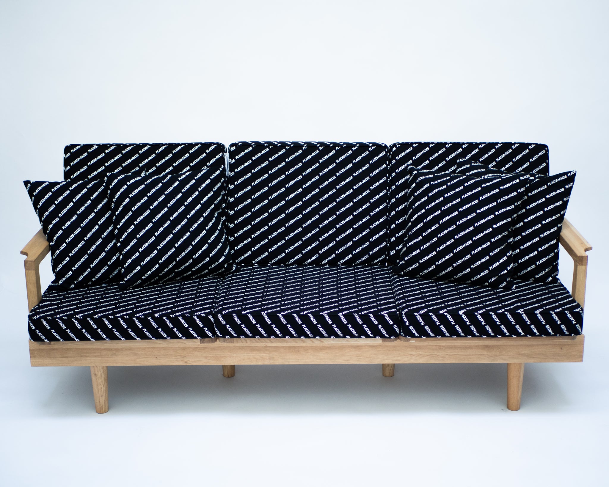 P+F X Medicom/FABRICK